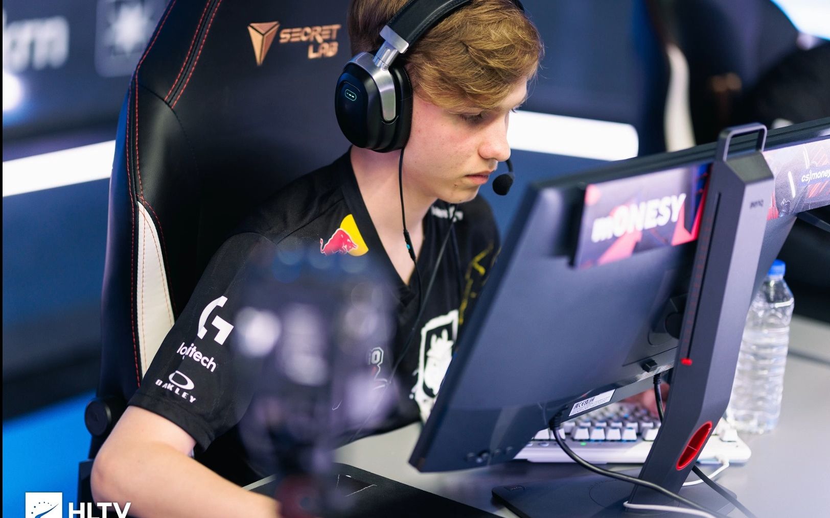 少年健康成 少年健康成